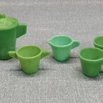 Green Slag Glass Child's Tea Set