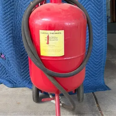 Central Pneumatic Sandblaster 