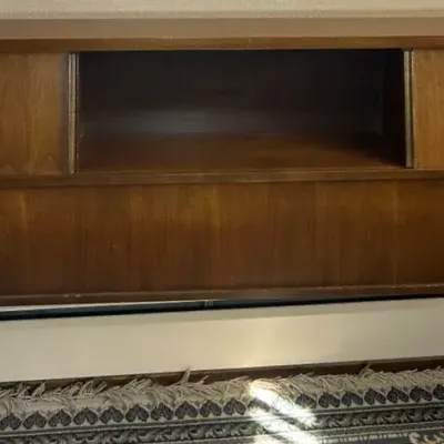 MCM Headboard With Metal Bed Frame