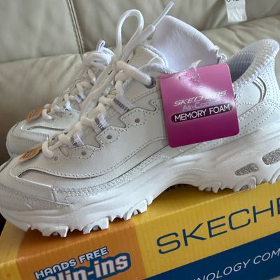 2 New in Box Women’s Slip-Ins Sketchers Sneakers Sz. 5.5 & 8