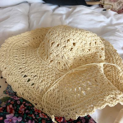 Big Lot Women’s Accessories - Scarves, Hats, Collars