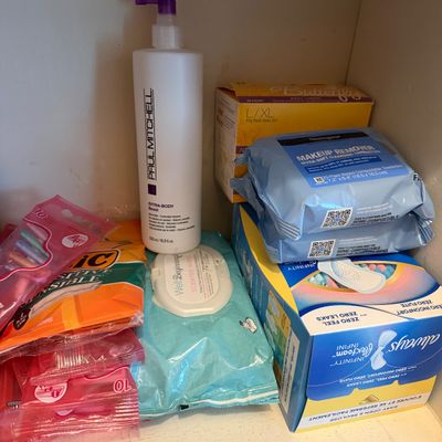 Large Assorted Personal Care & Beauty Products Lot – Hair, Skin, Bath & Shaving