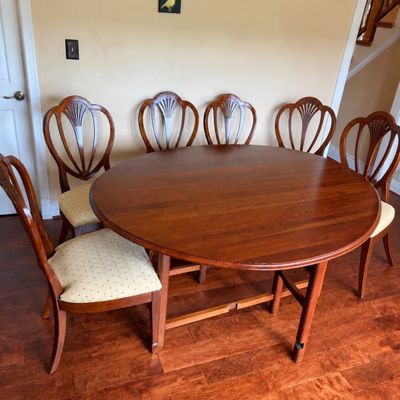 Ethan Allen American Classics Dining Set – Oval Table w 2 Folding Leaves, 6 Chairs, Pad & Cover