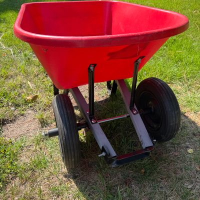 Craftsman 2 Wheel Wheelbarrow