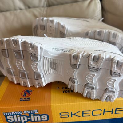 2 New in Box Women’s Slip-Ins Sketchers Sneakers Sz. 5.5 & 8