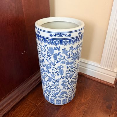 Blue & White Chinese-Style Ceramic Umbrella Stand