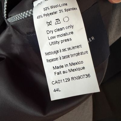 Mens Clothing Lot - Eddie Bauer, Lands End, Tommy Hilfiger, Oscar De La Renta