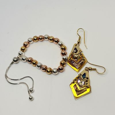 Adjustable Tri-Tone Beaded Bracelet & Stamped Inlay Earrings