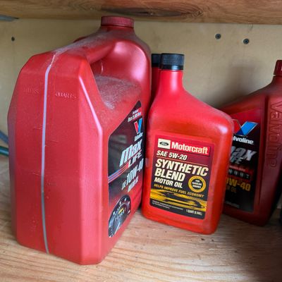 Lot: Automotive & Outdoor Equipment Fluids, Oils & Cleaners – Motorcraft, Valvoline, Pennzoil, Krud Kutter & More