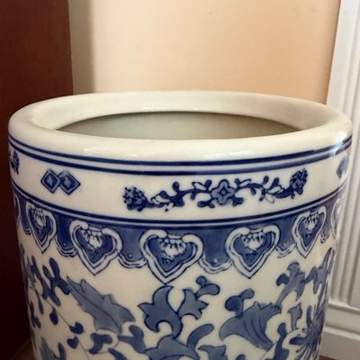 Blue & White Chinese-Style Ceramic Umbrella Stand