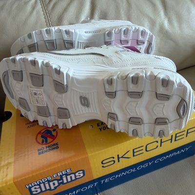 2 New in Box Women’s Slip-Ins Sketchers Sneakers Sz. 5.5 & 8