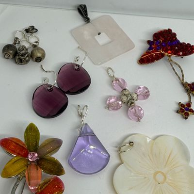 Big Costume Jewelry Lot - Necklaces, Pendants, Brooches & More!