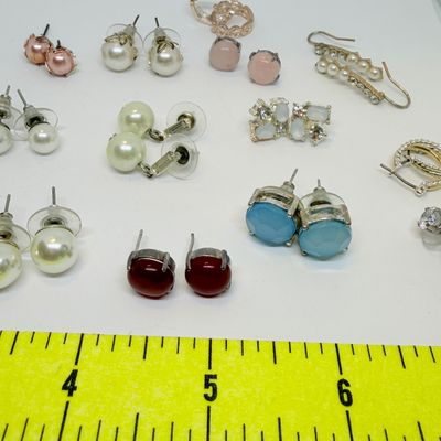 50 Pairs Earrings + Big Lot Assorted Stone & Glass Beads Jewelry Charms