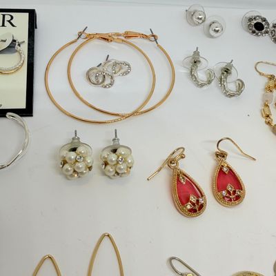 50 Pairs Earrings + Big Lot Assorted Stone & Glass Beads Jewelry Charms