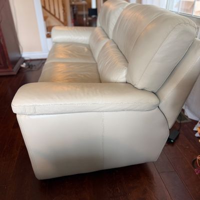 Cream Leather-Style Dual Reclining Sofa w Pillow-Back Cushions