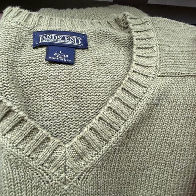 Mens Clothing Lot - Eddie Bauer, Lands End, Tommy Hilfiger, Oscar De La Renta
