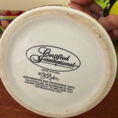 Ceramic Dinnerware 59 Pieces