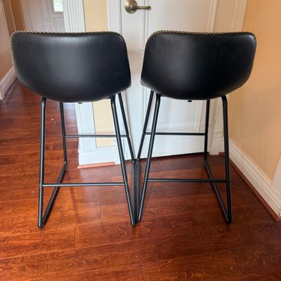 Pair of Black Faux Leather Bar Stools with Decorative Stitching