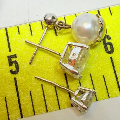 Sterling Silver Jewelry Lot - Earrings, Chain, Pendant
