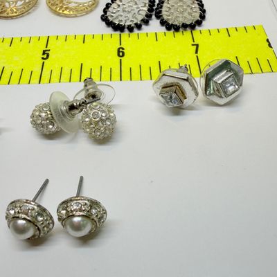 50 Pairs Earrings + Big Lot Assorted Stone & Glass Beads Jewelry Charms