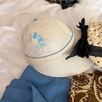 Big Lot Women’s Accessories - Scarves, Hats, Collars