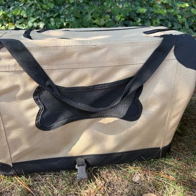 2 Petnation Port-a-crates Model E20 Pet Travel