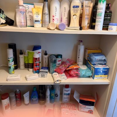 Large Assorted Personal Care & Beauty Products Lot – Hair, Skin, Bath & Shaving