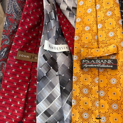 Big Lot Mens Ties, Belts, Suspenders