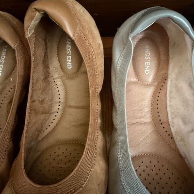 Lot of 16 Pairs of Women's Shoes - Lands End, Easy Spirit, Clarks