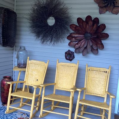 Sale Photo Thumbnail #37: Outdoor Chairs & Decor 