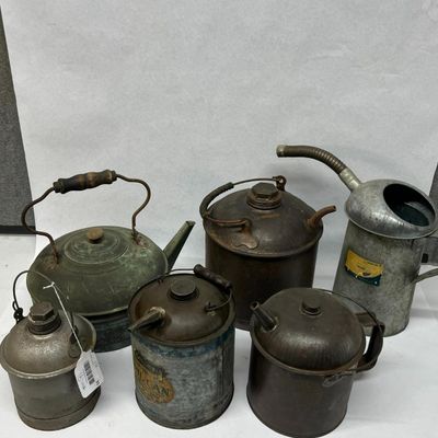 Eagle & Columbia Metal Oil Cans