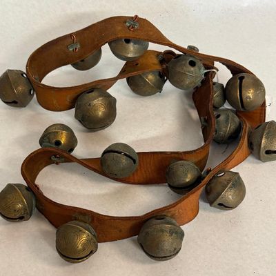Antique Cast Brass Petal Sleigh Bells