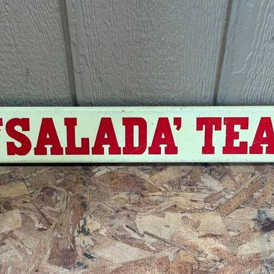 Salada Tea Double-Sided Metal Door Push