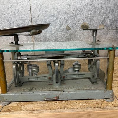 Torsion Balance Co. Model IL 1 Scale