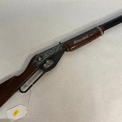 Daisy Model 660 Ricochet Toy Rifle