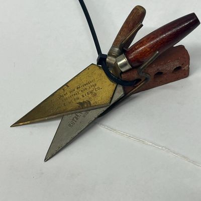 3 Masons Trowels & Belden Brick Co