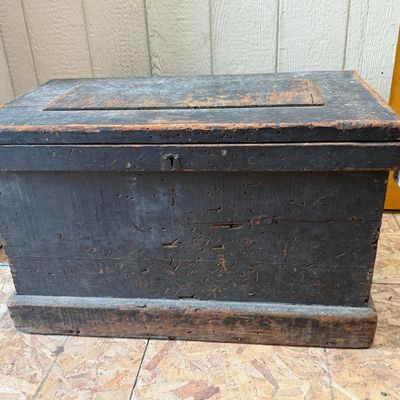 Painted Wood Tool Chest w/ Div Int