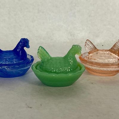 Trio Glass Hen on Nest Covered Dishes