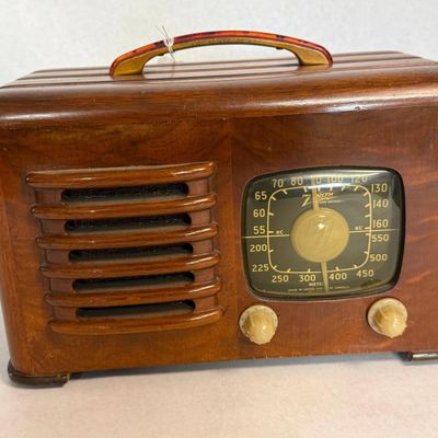 Zenith No. 2-36 Radio w/ Marbled Handle
