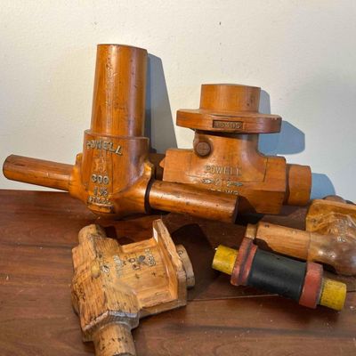 Sale Photo Thumbnail #579: Powell Company Wood Valve Patterns (5)