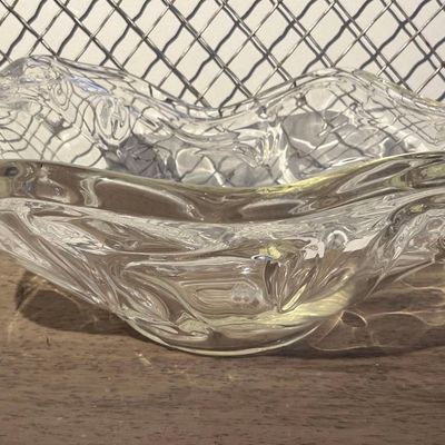 Sale Photo Thumbnail #53: Cleveland Art Glass Centerpiece Bowl