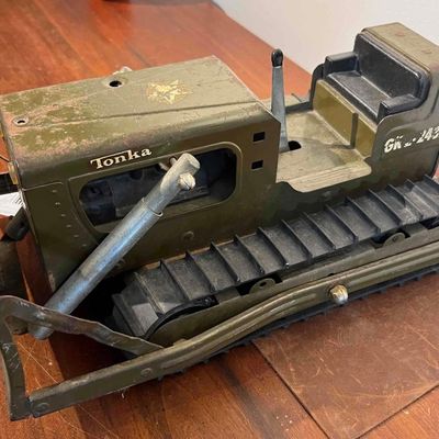 Sale Photo Thumbnail #455: Tonka Steel Military Bulldozer GK-2431