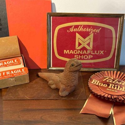 Sale Photo Thumbnail #537: Advertising, Tools & Memorabilia