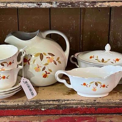 Sale Photo Thumbnail #133: Hall China Autumn Leaf Jewel Tea Set