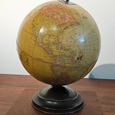 Sale Photo Thumbnail #309: Mid-20th C. Desktop Terrestrial Globe