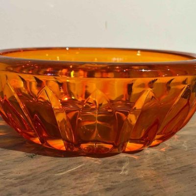 Sale Photo Thumbnail #64: Mid-Century Amber Glass Geometric Bowl