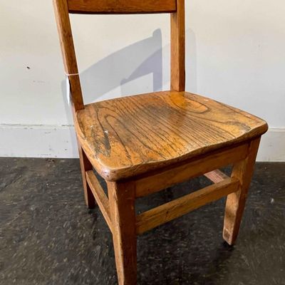 Sale Photo Thumbnail #168: Oak Child's Schoolhouse Side Chair