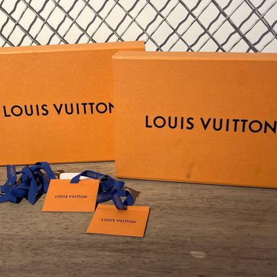 Sale Photo Thumbnail #40: Pair Louis Vuitton Boxes & Accessories