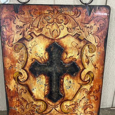 Sale Photo Thumbnail #656: WL & GR Designers Spanish Style Cross