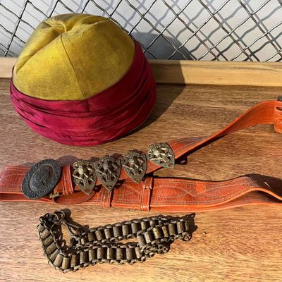 Sale Photo Thumbnail #420: M. C. Lilley Knights Templar Regalia